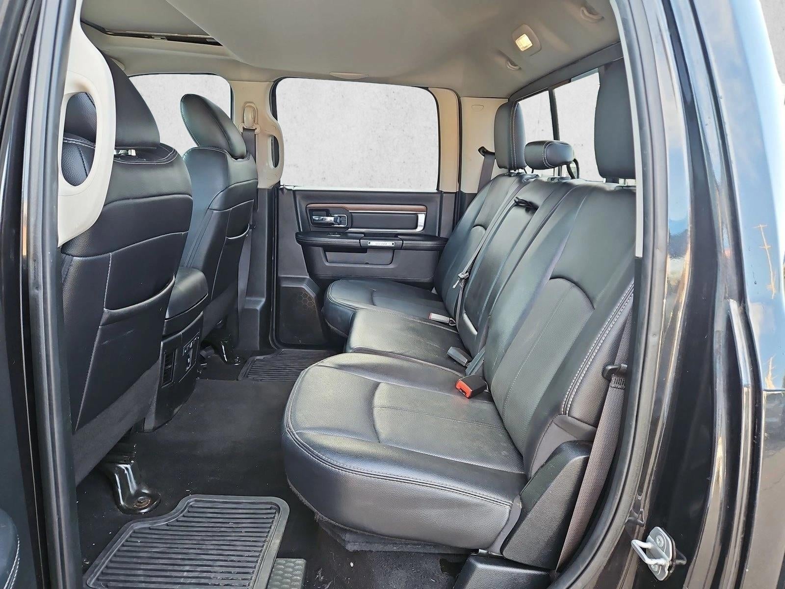 2018 RAM 1500 Laramie Crew Cab 4x4 5'7" Box