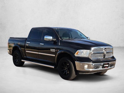 2018 RAM 1500 Laramie Crew Cab 4x4 5'7" Box