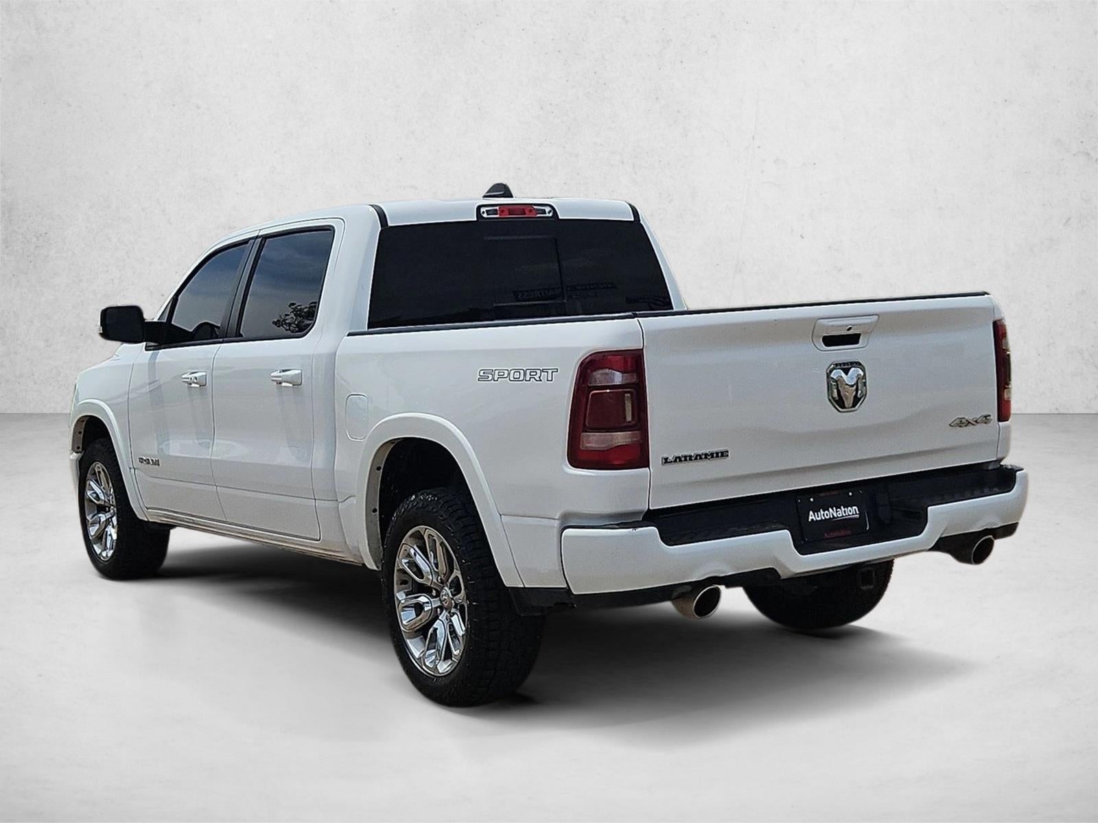 2021 RAM 1500 Laramie Crew Cab 4x4 5'7" Box