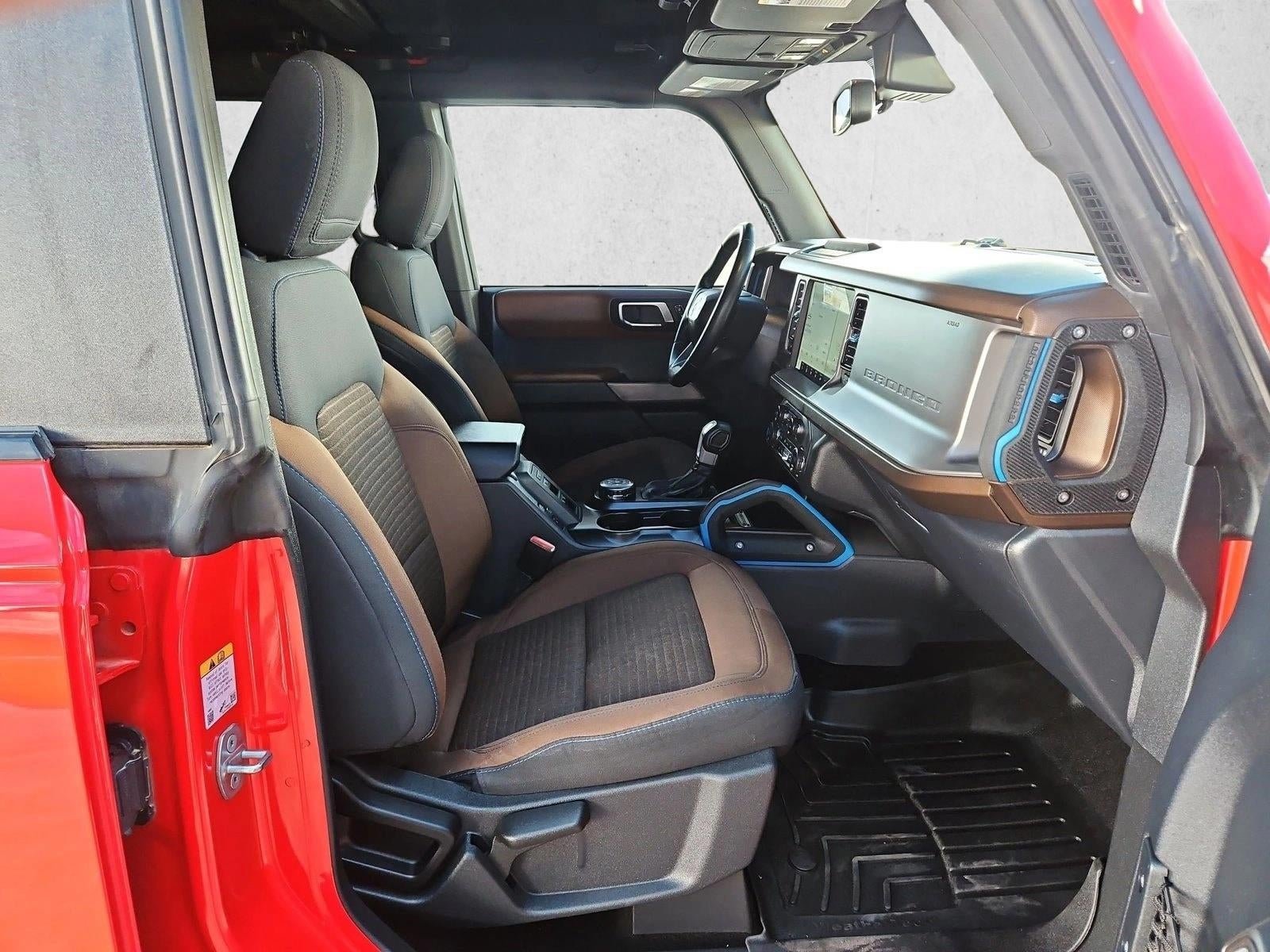 2023 Ford Bronco Base