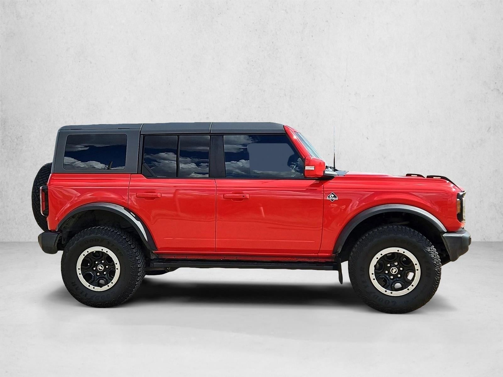 2023 Ford Bronco Base