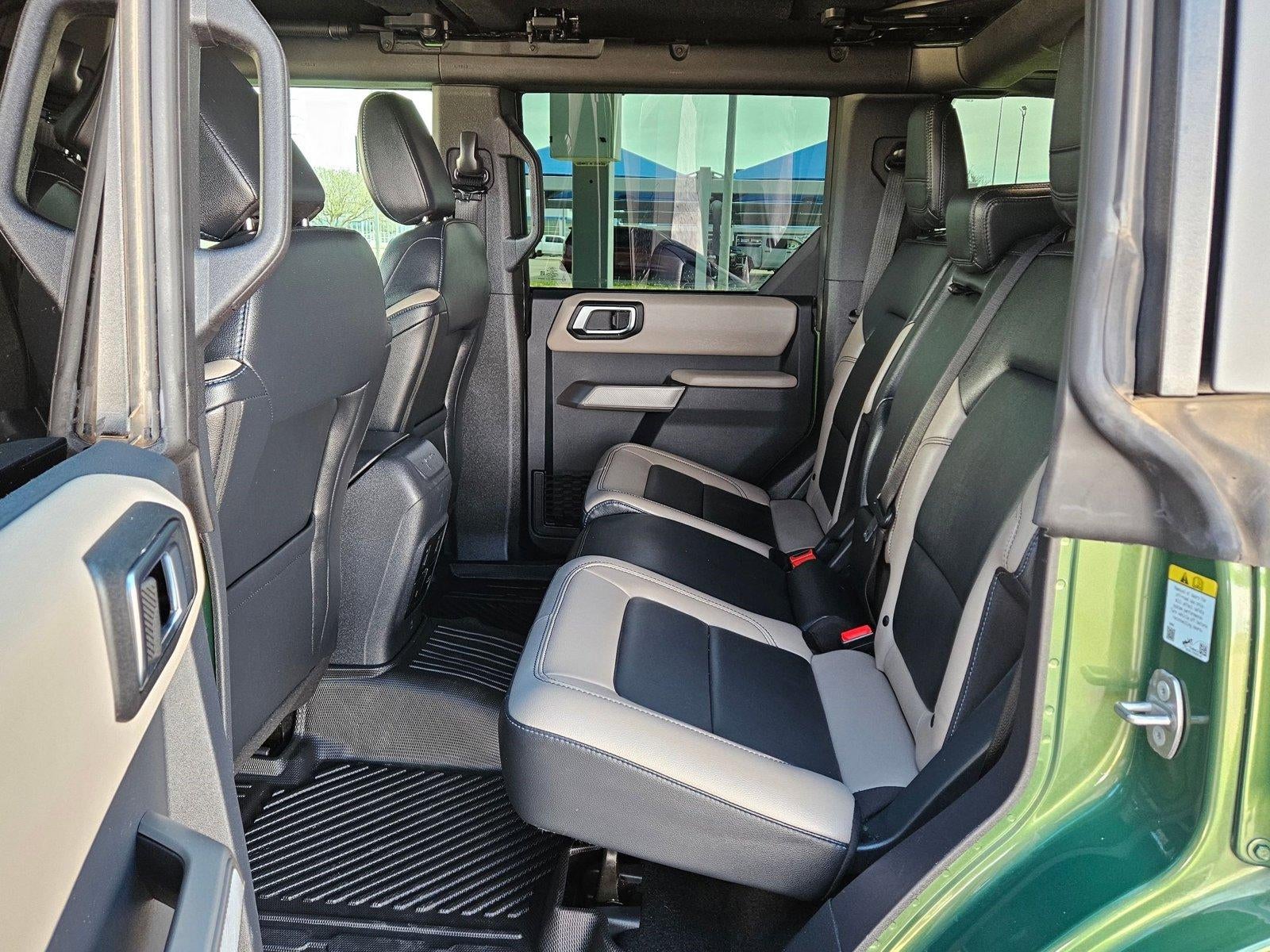 2023 Ford Bronco Base