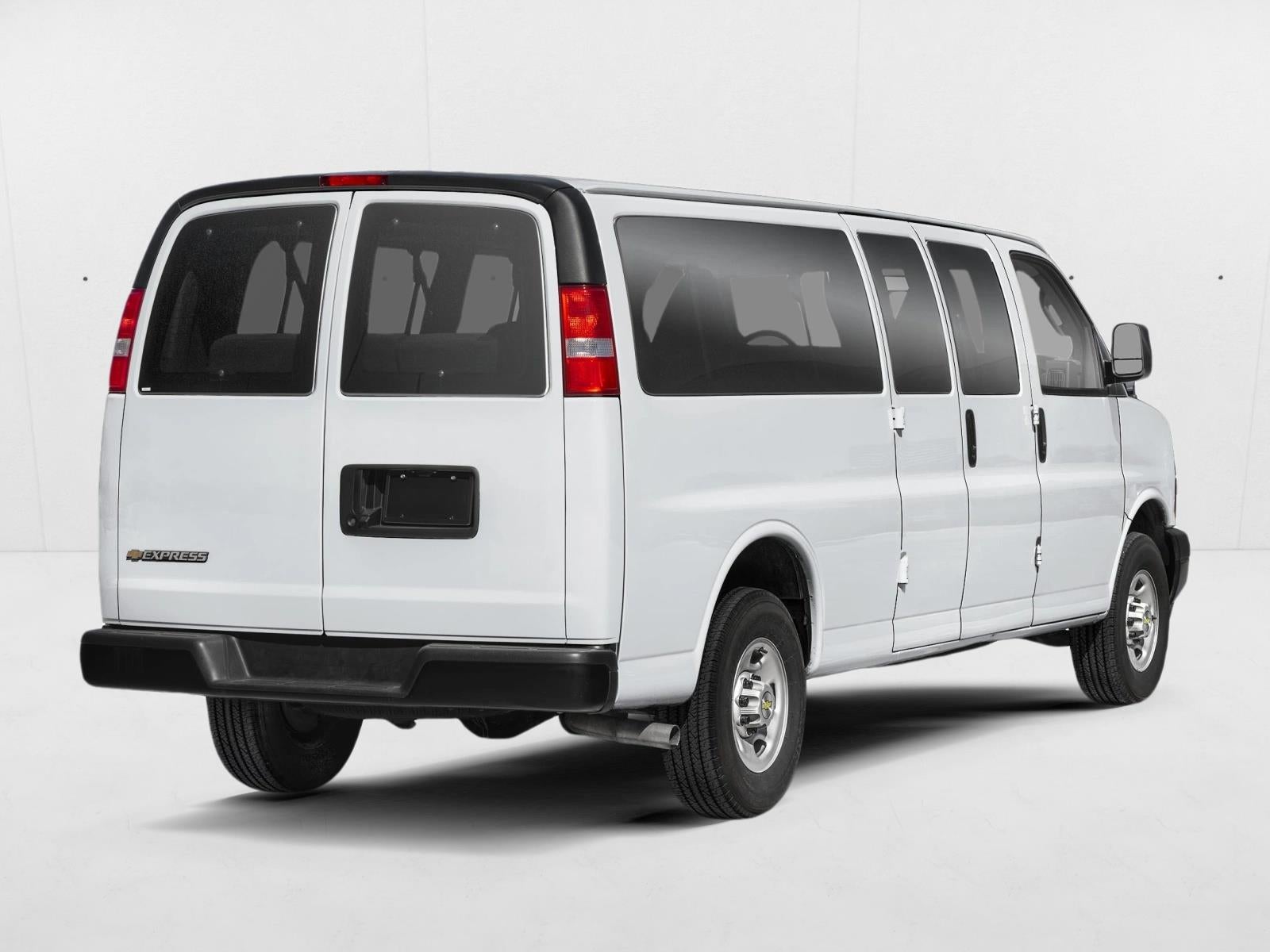 2026 Chevrolet Express Passenger 1LS