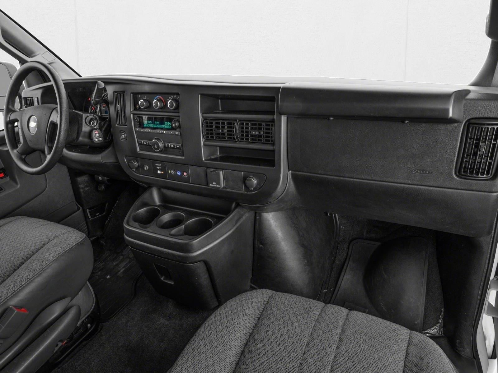 2026 Chevrolet Express Passenger 1LS