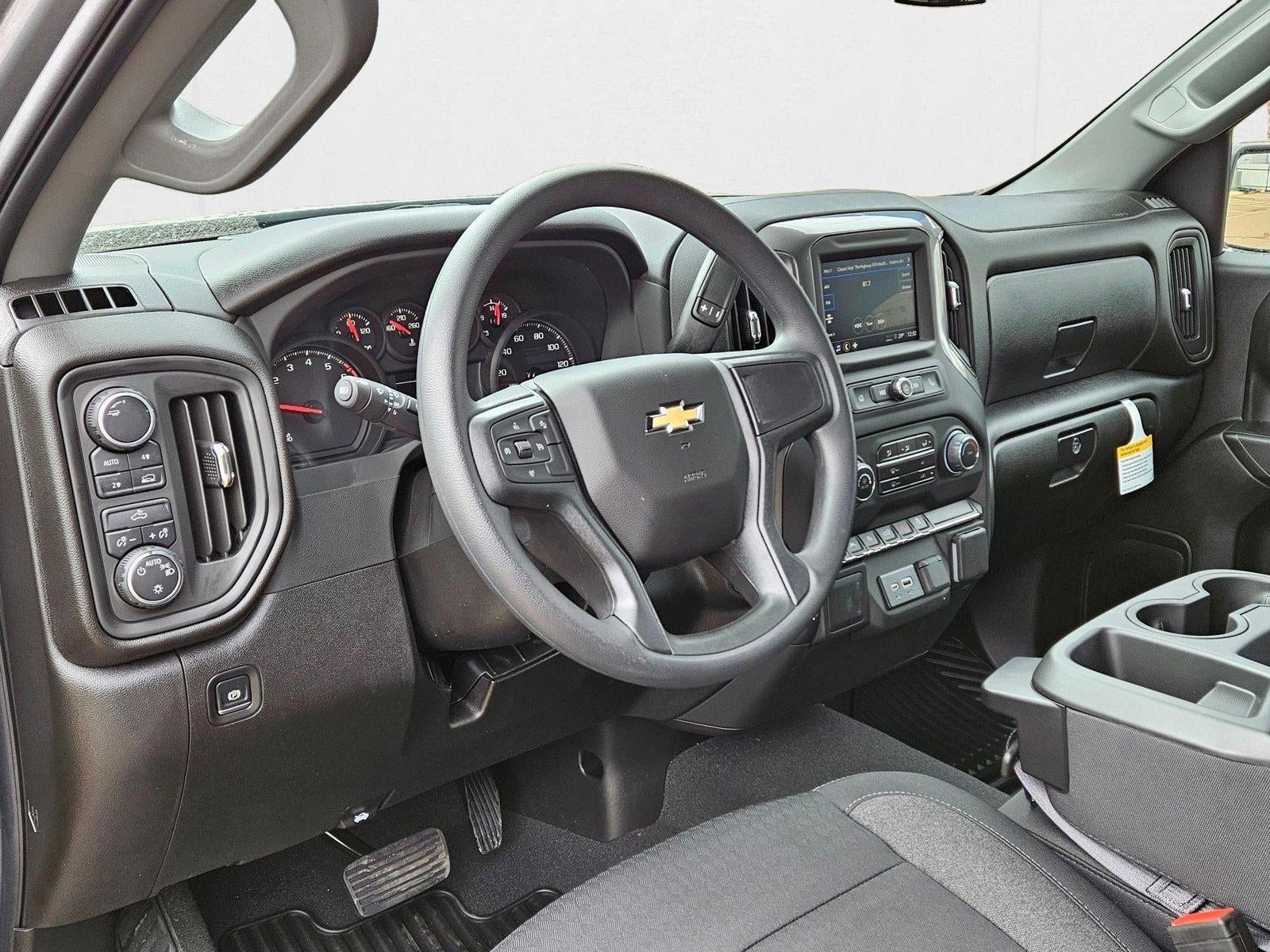 2025 Chevrolet Silverado 1500 Custom