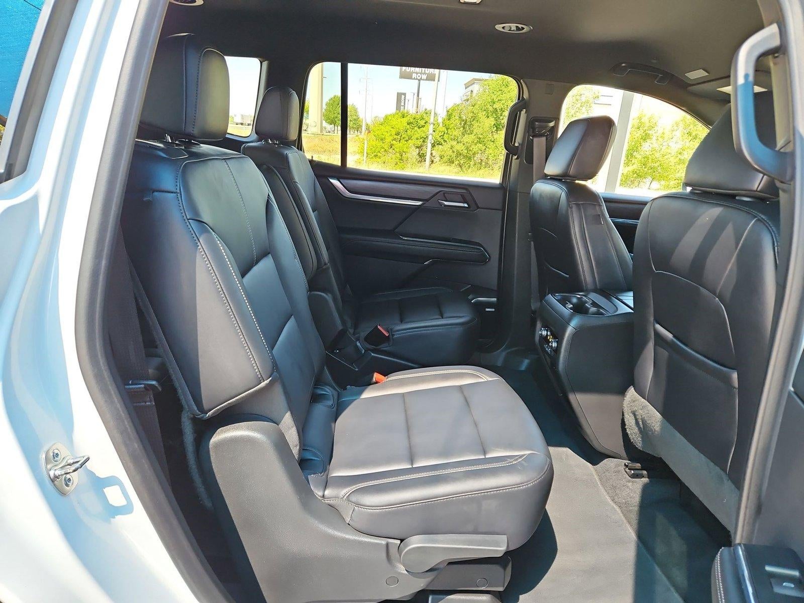 2024 GMC Acadia Elevation