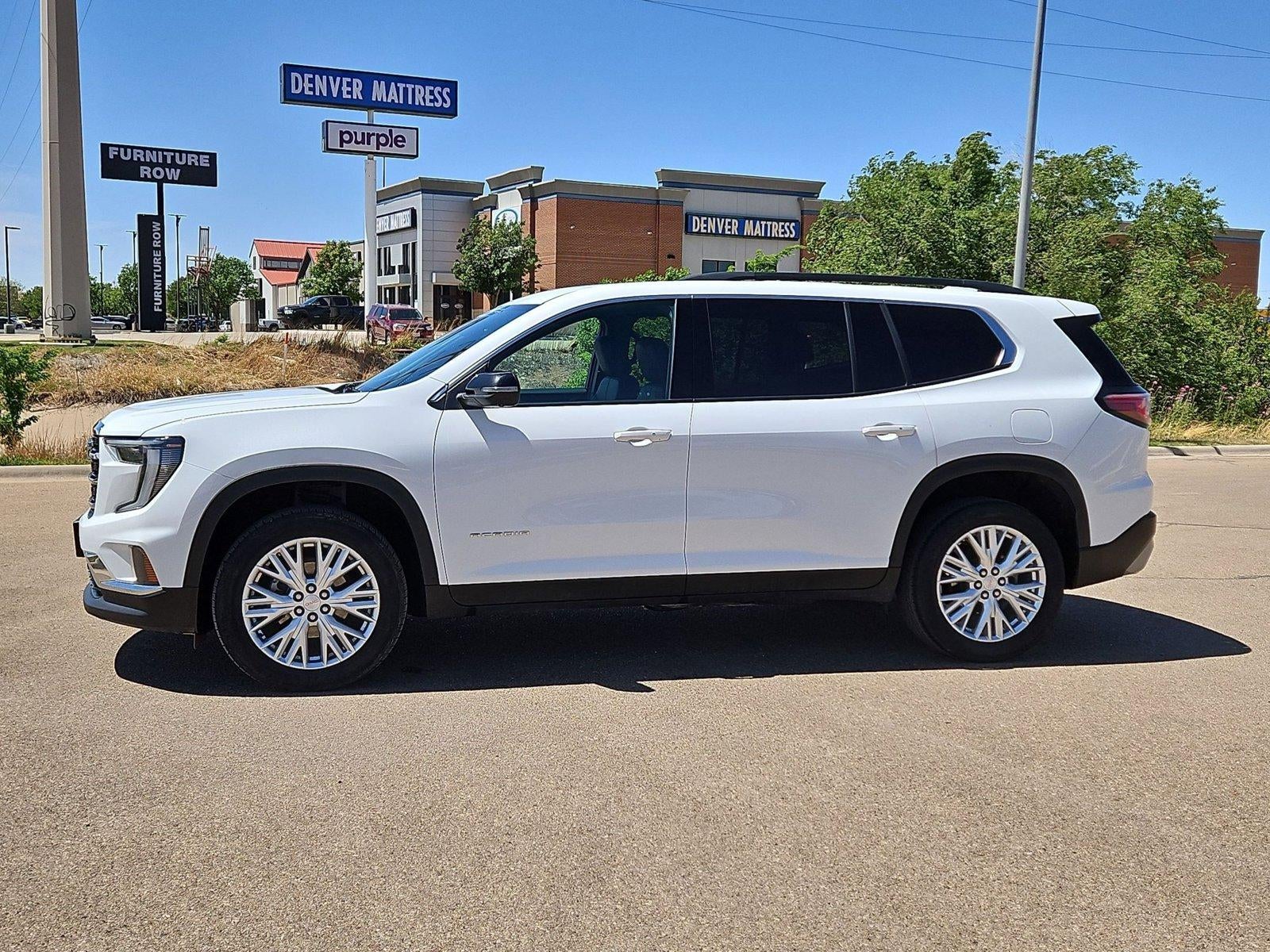 2024 GMC Acadia Elevation