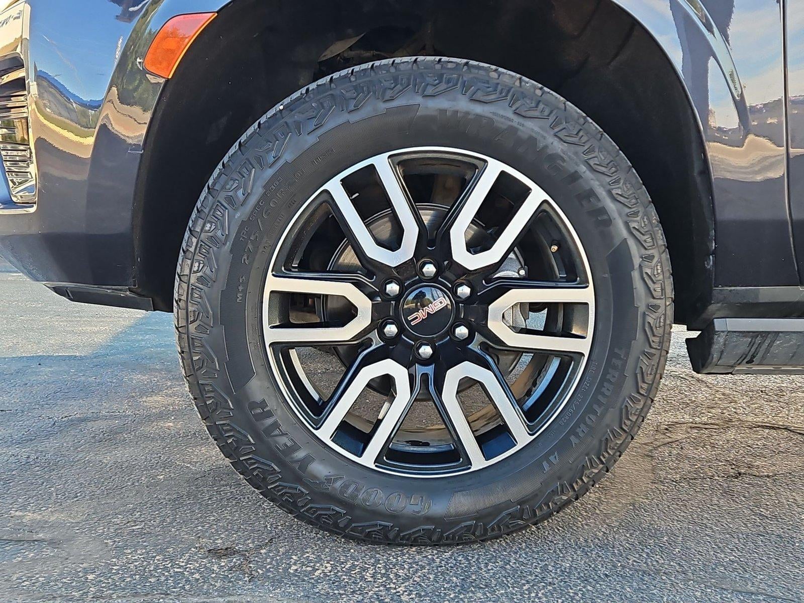 2023 GMC Yukon AT4