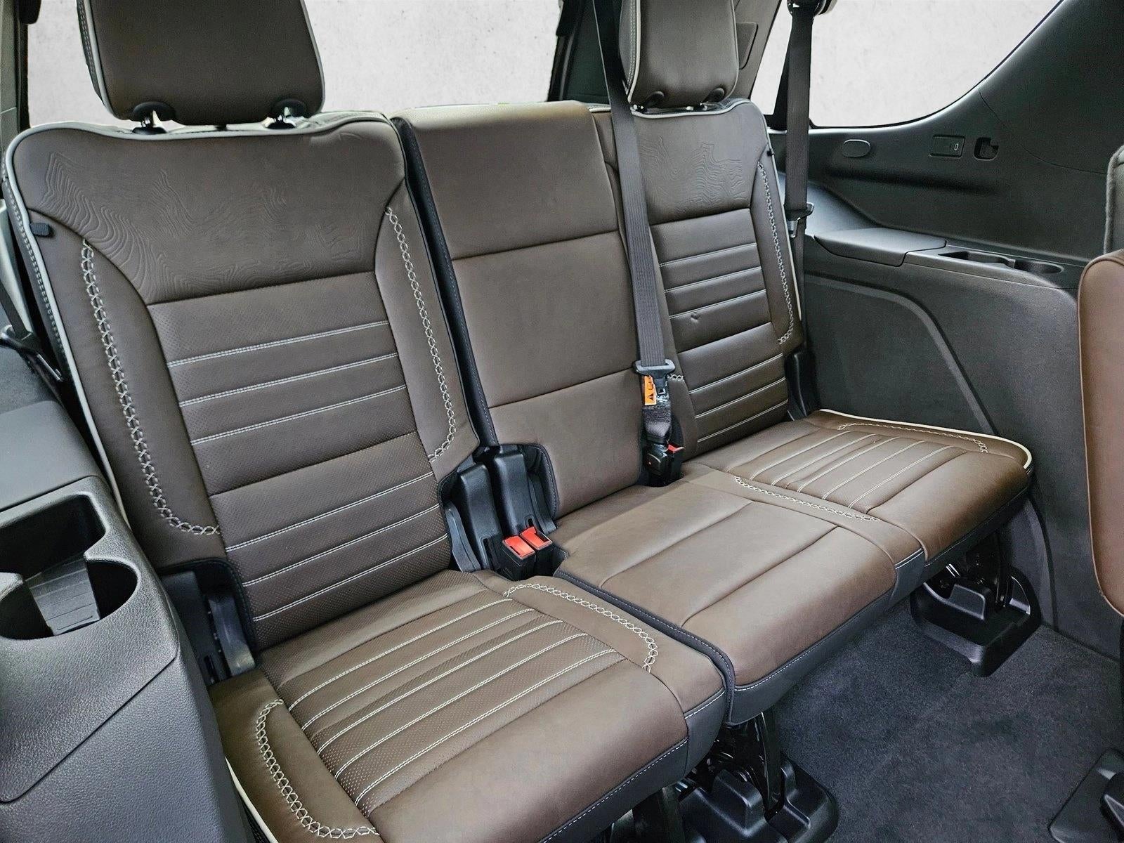 2025 GMC Yukon Denali Ultimate