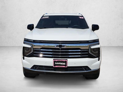 2025 Chevrolet Suburban LT