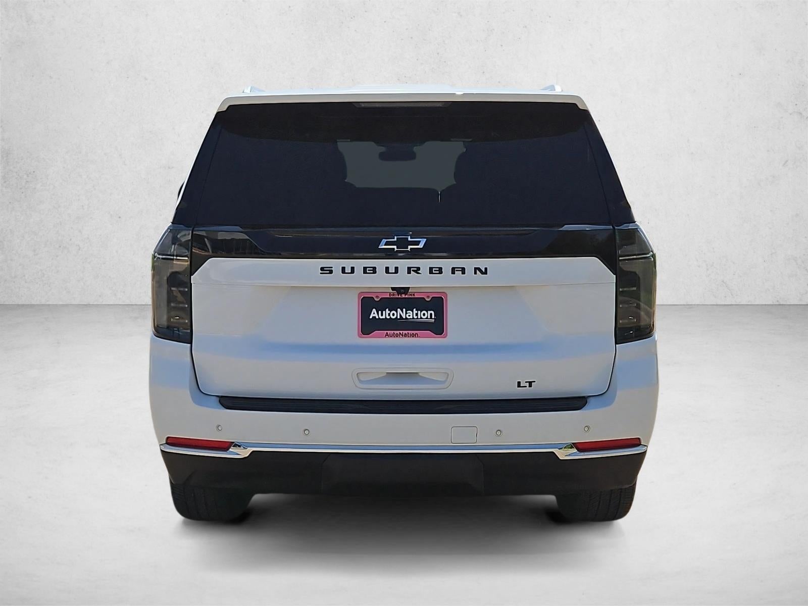 2025 Chevrolet Suburban LT