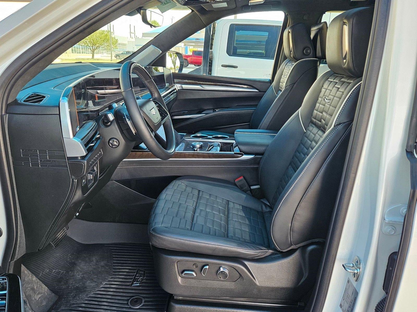 2025 Cadillac Escalade Sport Platinum