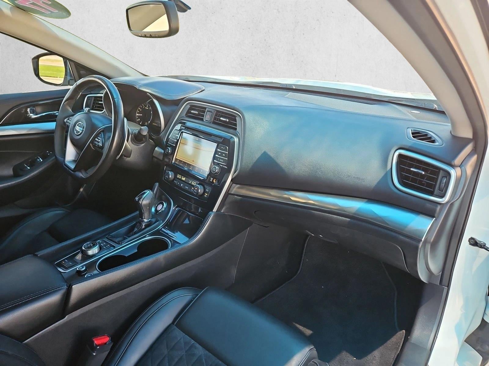 2017 Nissan Maxima SR