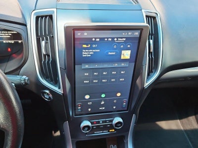 2022 Ford Edge SE