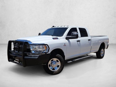 2024 RAM 3500 Tradesman Crew Cab 4x4 8' Box