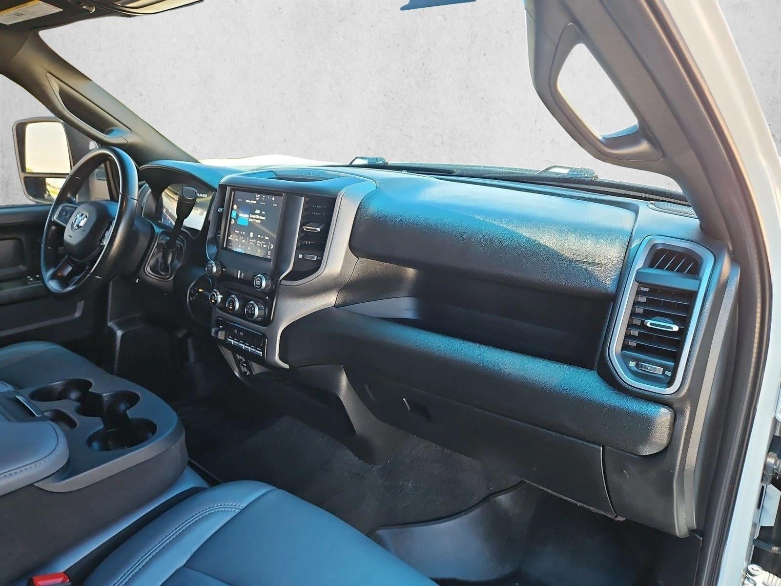 2024 RAM 3500 Tradesman Crew Cab 4x4 8' Box
