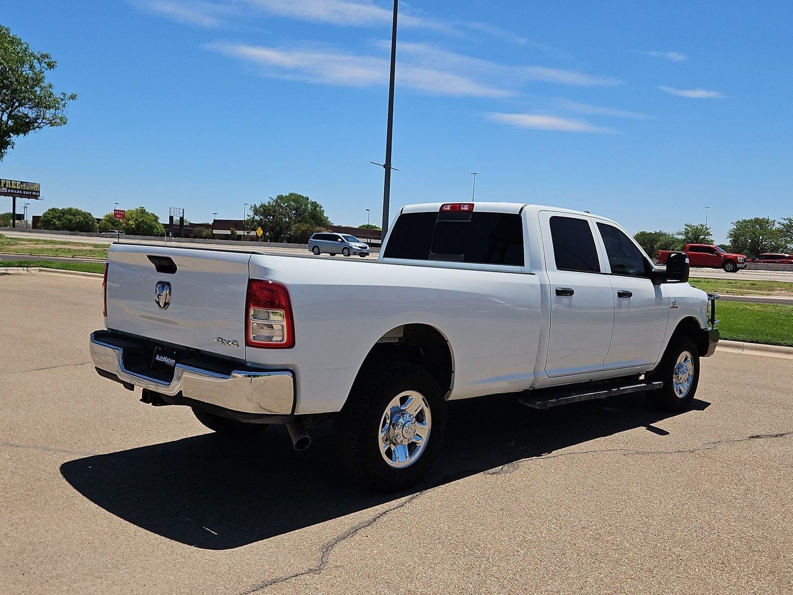 2024 RAM 3500 Tradesman Crew Cab 4x4 8' Box