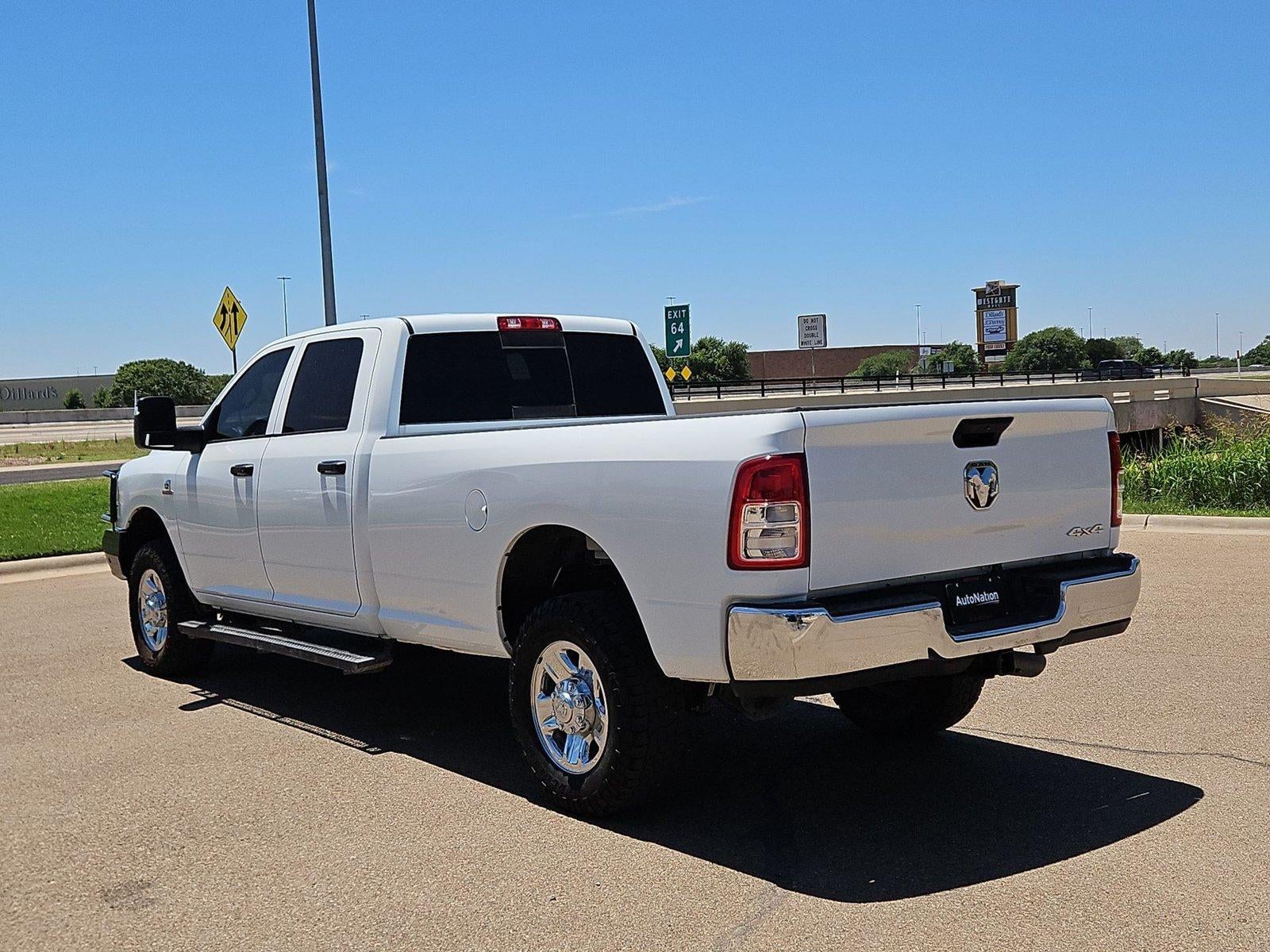 2024 RAM 3500 Tradesman Crew Cab 4x4 8' Box