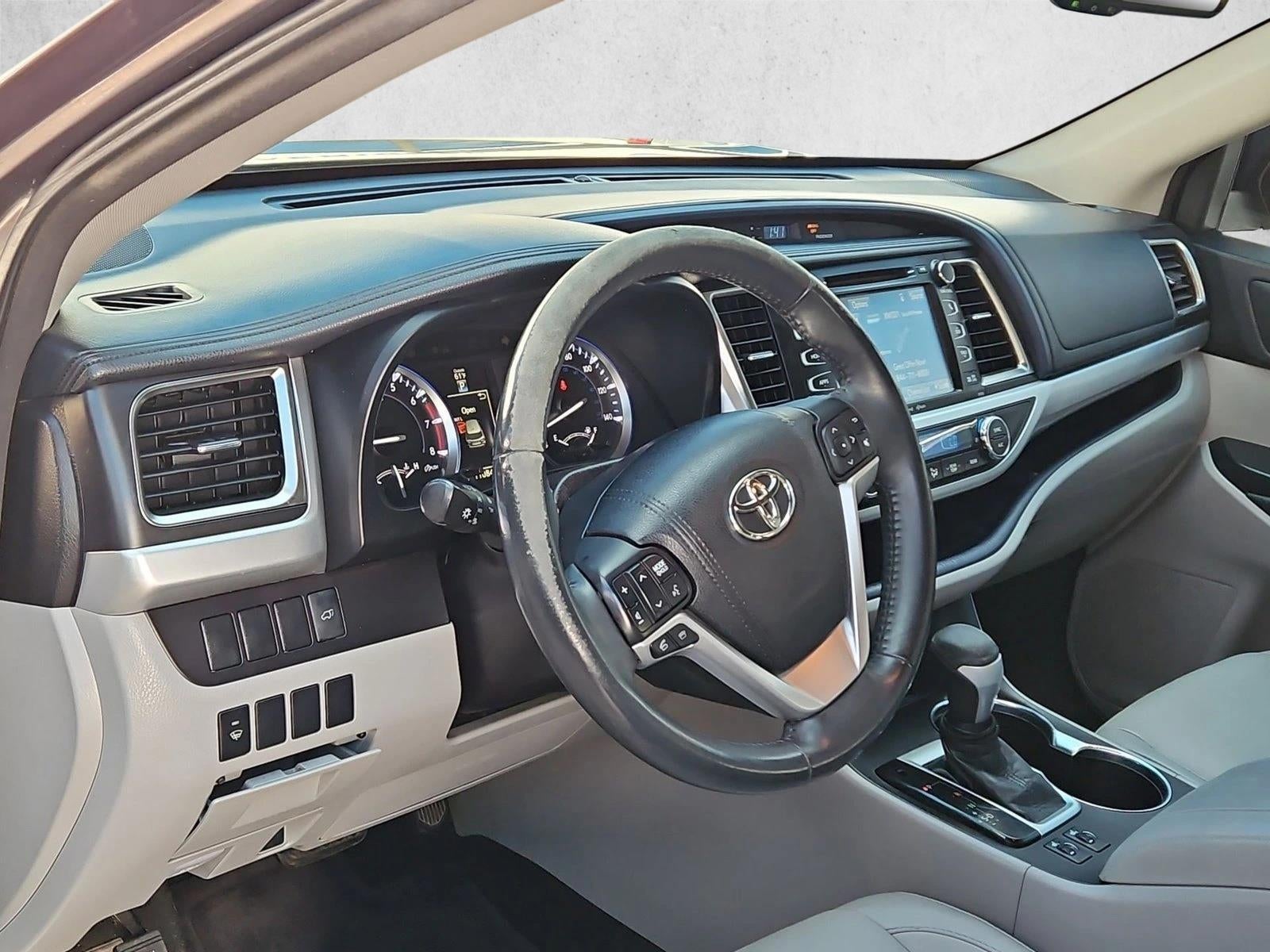 2016 Toyota Highlander XLE