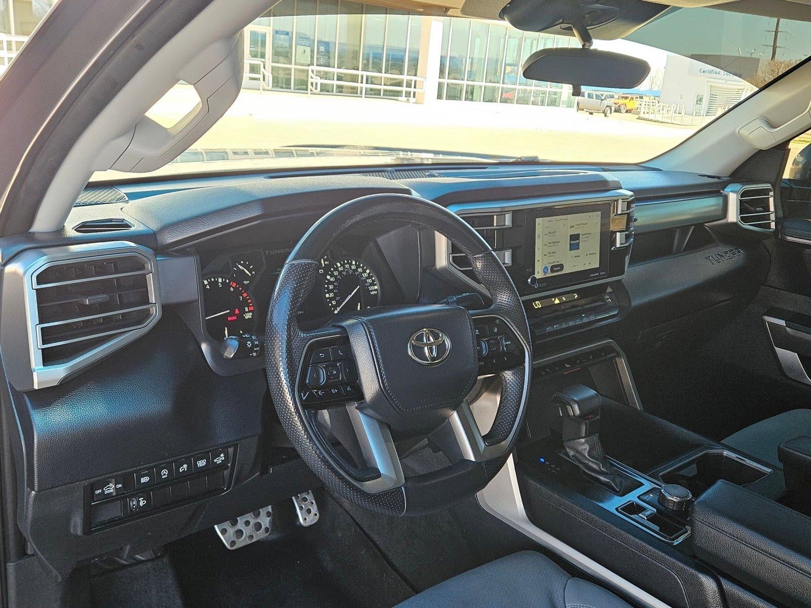 2022 Toyota Tundra 4WD SR5