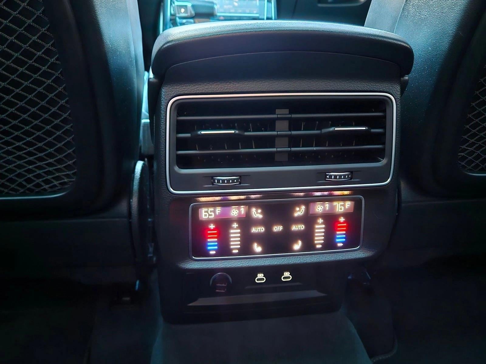 2022 Audi SQ7 Premium Plus