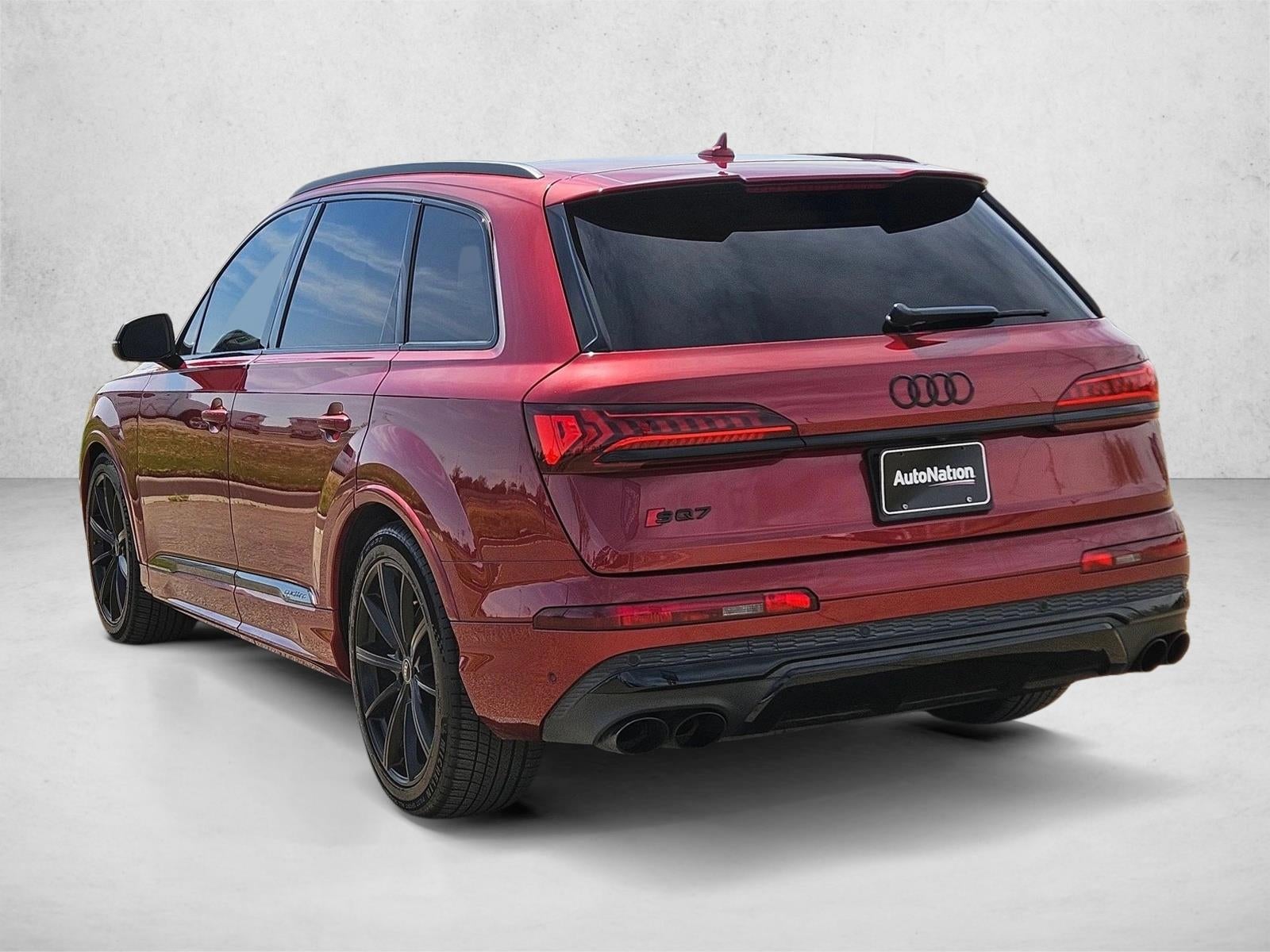 2022 Audi SQ7 Premium Plus