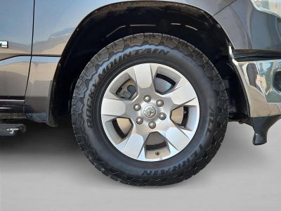 2019 RAM 1500 Big Horn/Lone Star Quad Cab 4x4 6'4" Box
