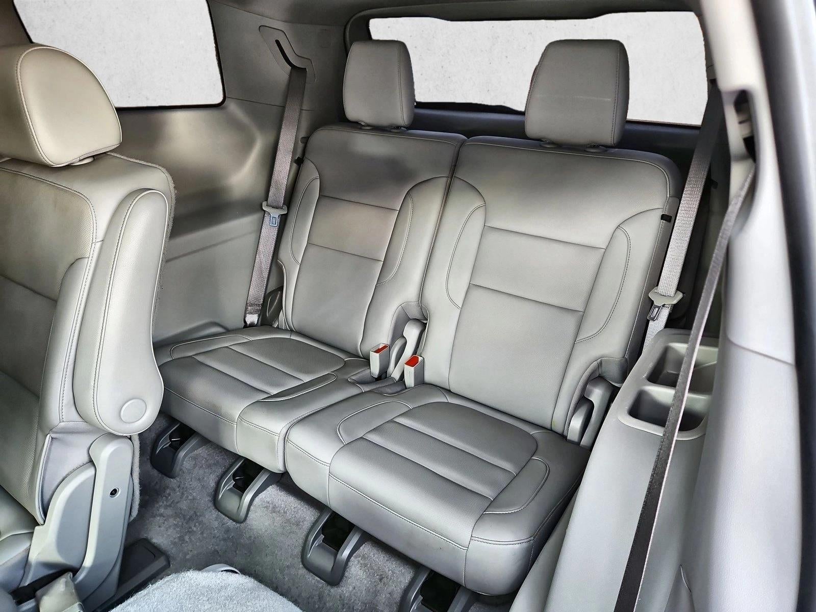 2022 GMC Acadia SLT