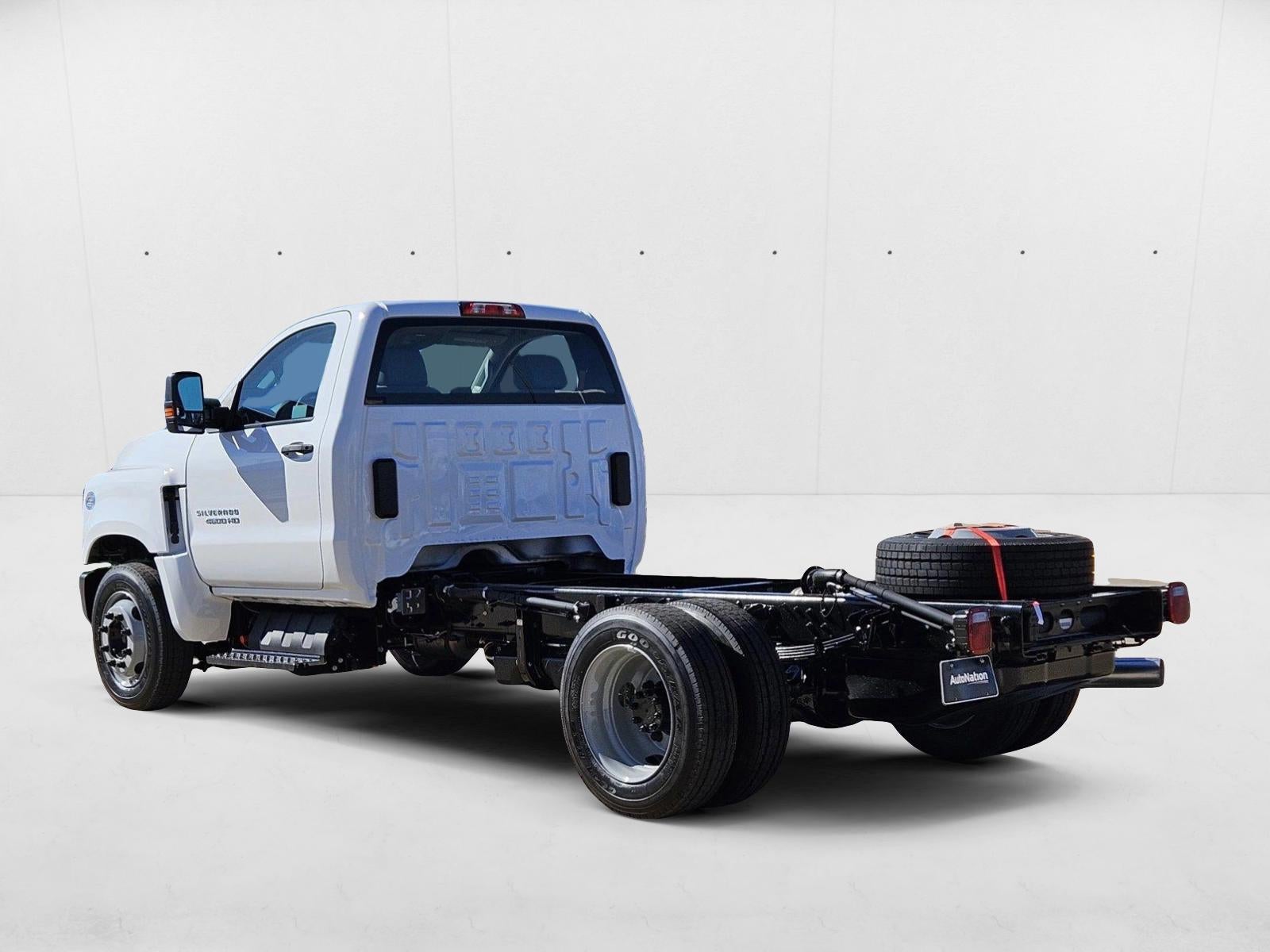 2024 Chevrolet Silverado 4500 HD LT