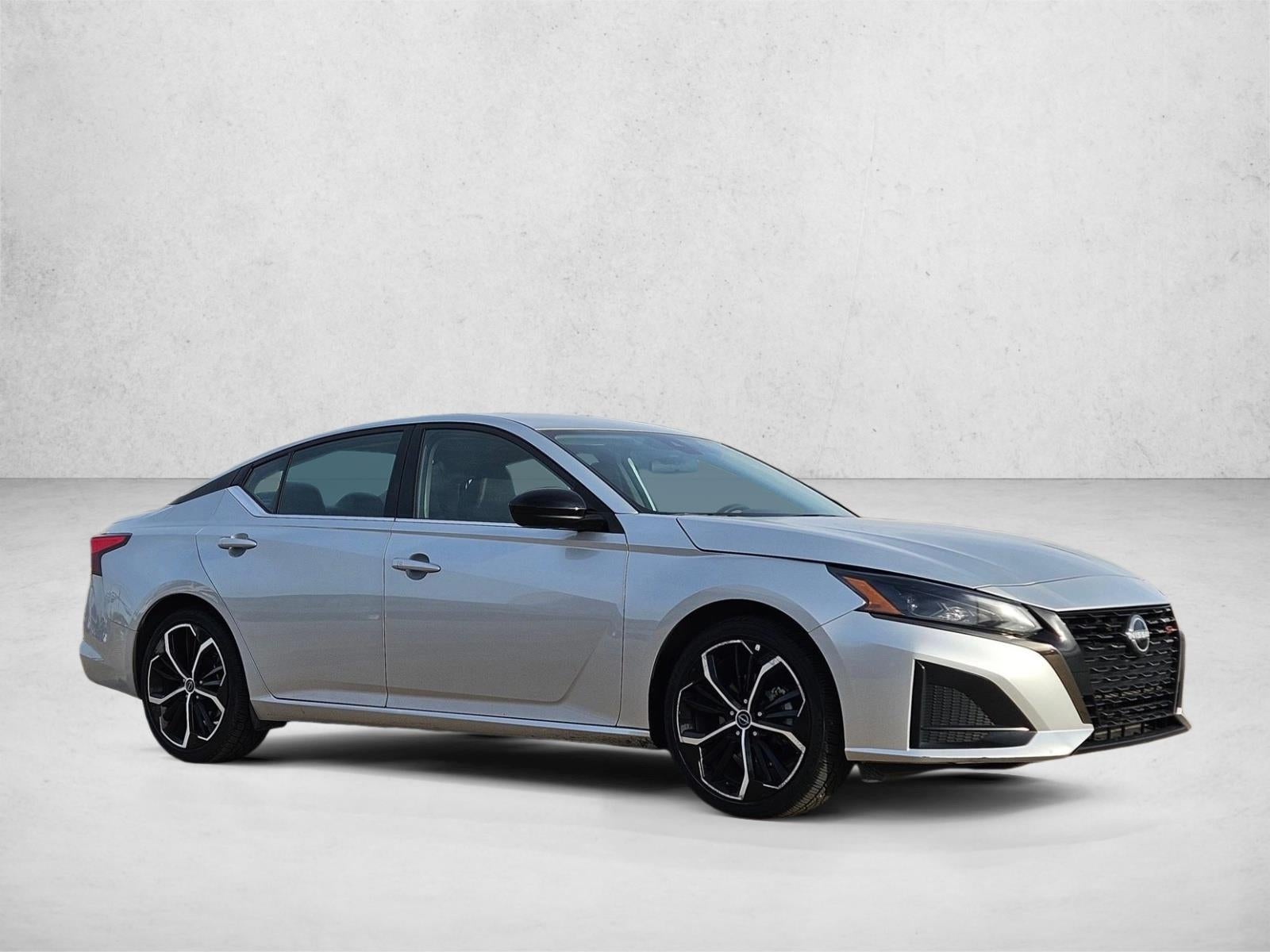 2024 Nissan Altima SR FWD