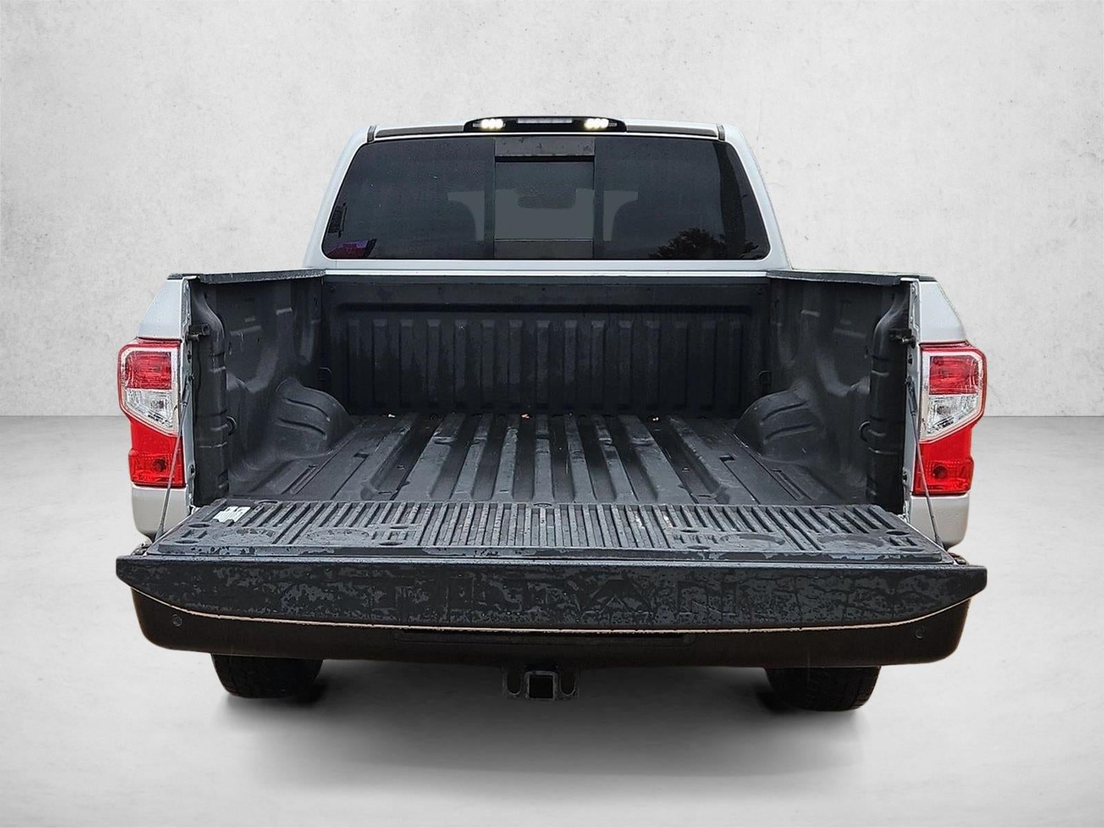 2020 Nissan TITAN Crew Cab S 4x2