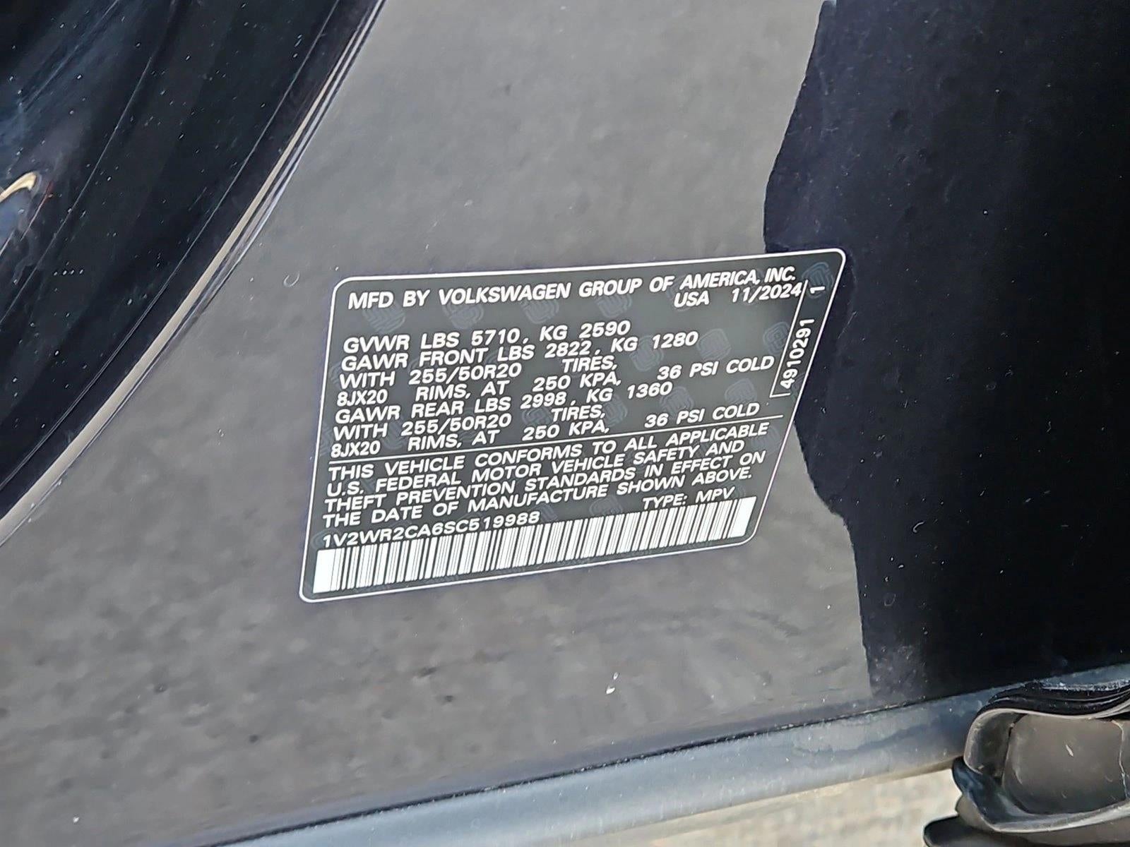 2025 Volkswagen Atlas 2.0T SE w/Technology