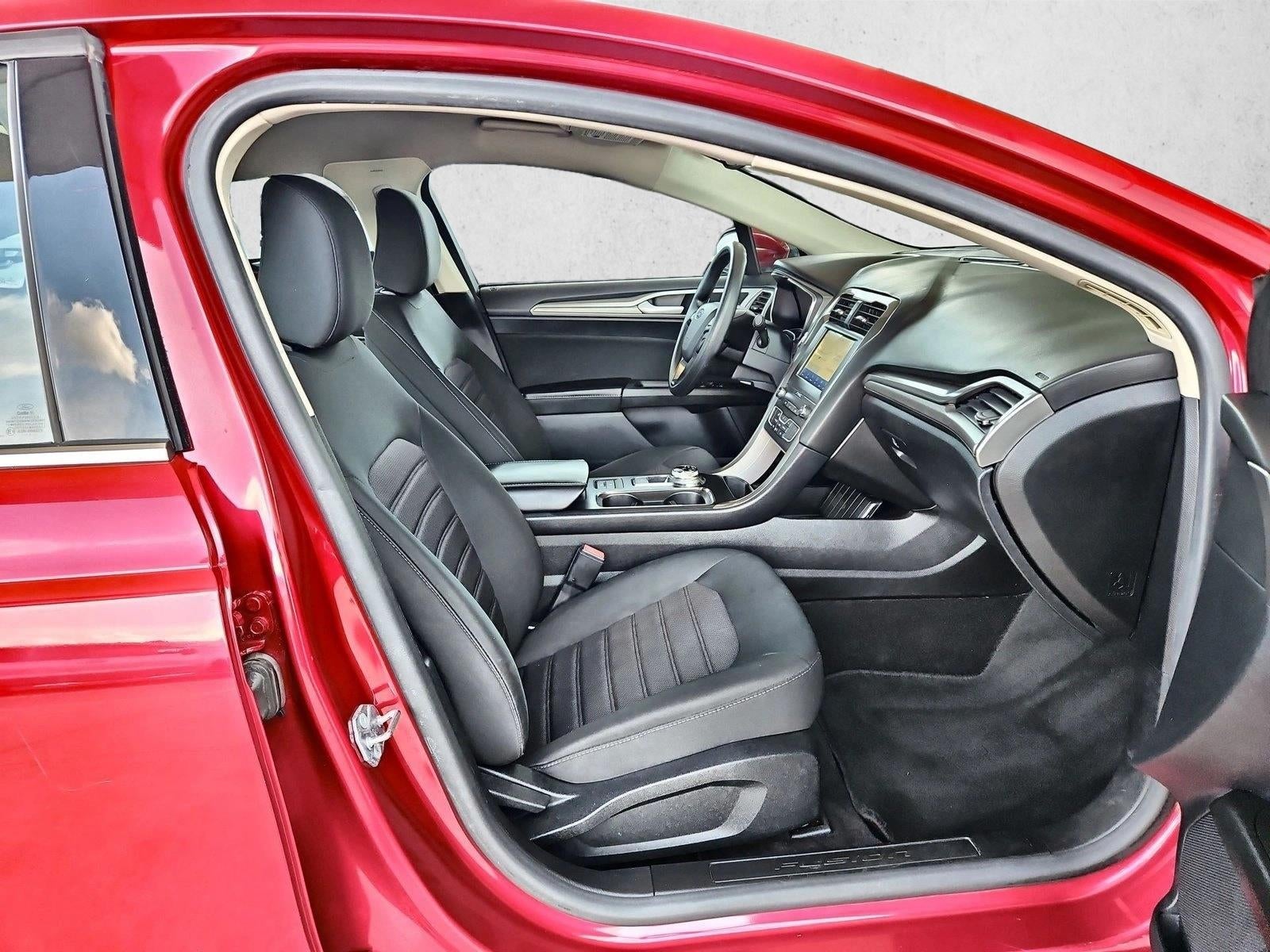 2020 Ford Fusion SE