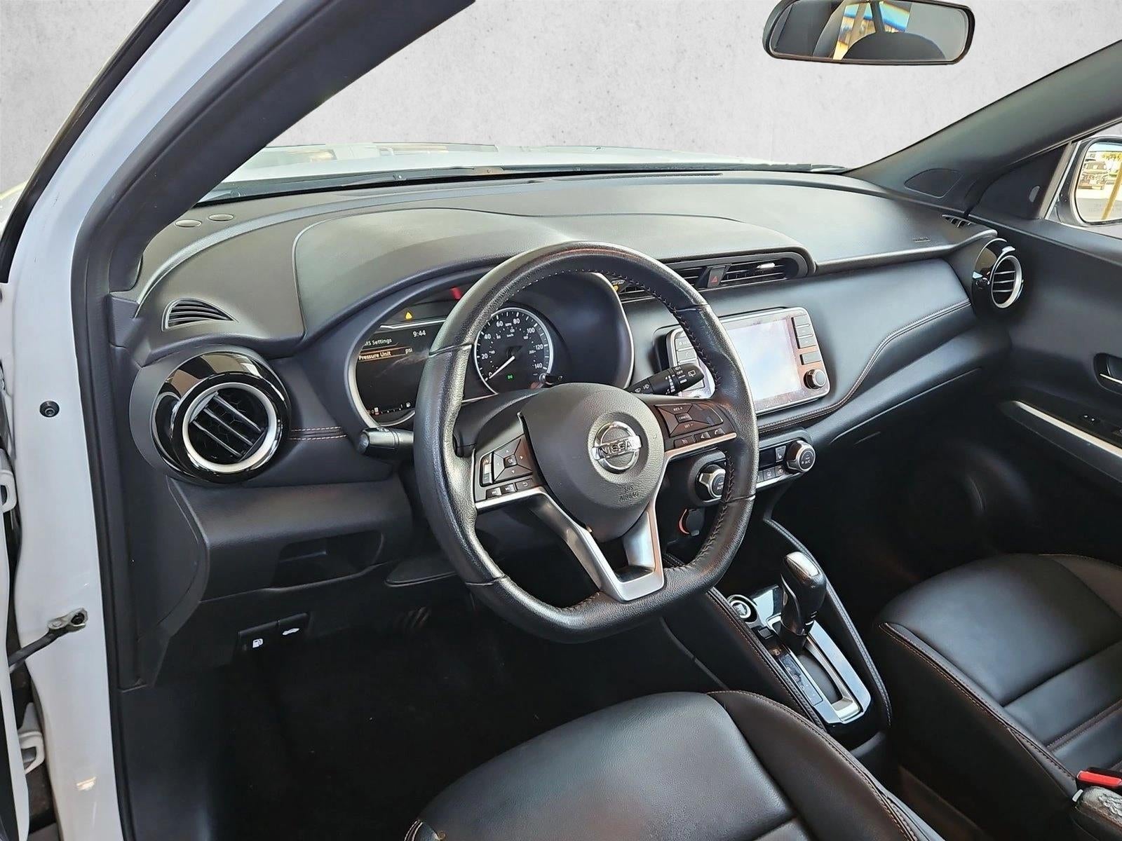 2020 Nissan Kicks SR