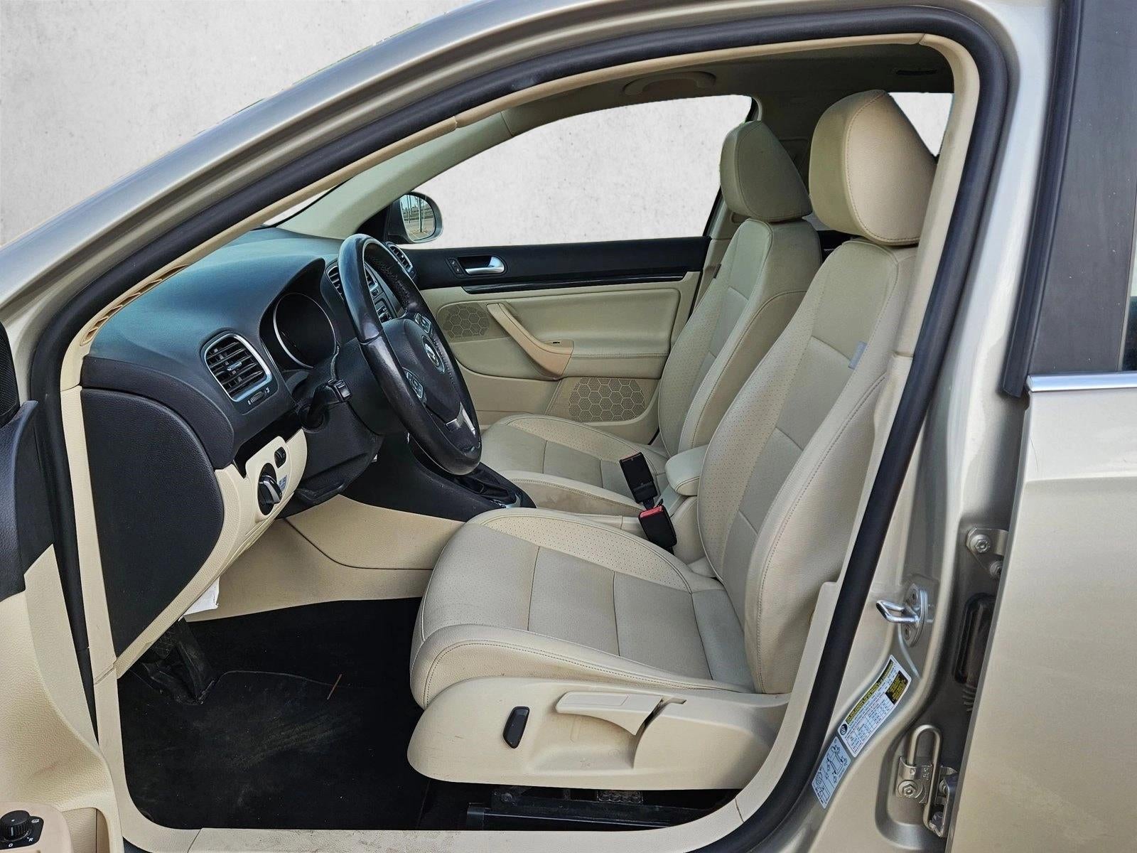 2014 Volkswagen Jetta SportWagen TDI w/Sunroof