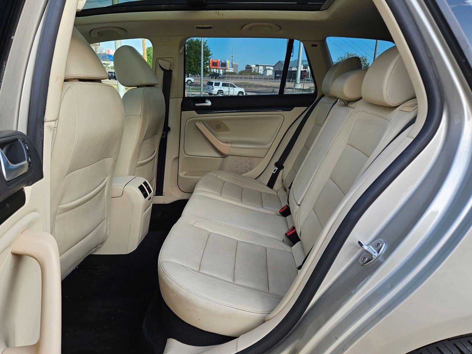 2014 Volkswagen Jetta SportWagen TDI w/Sunroof