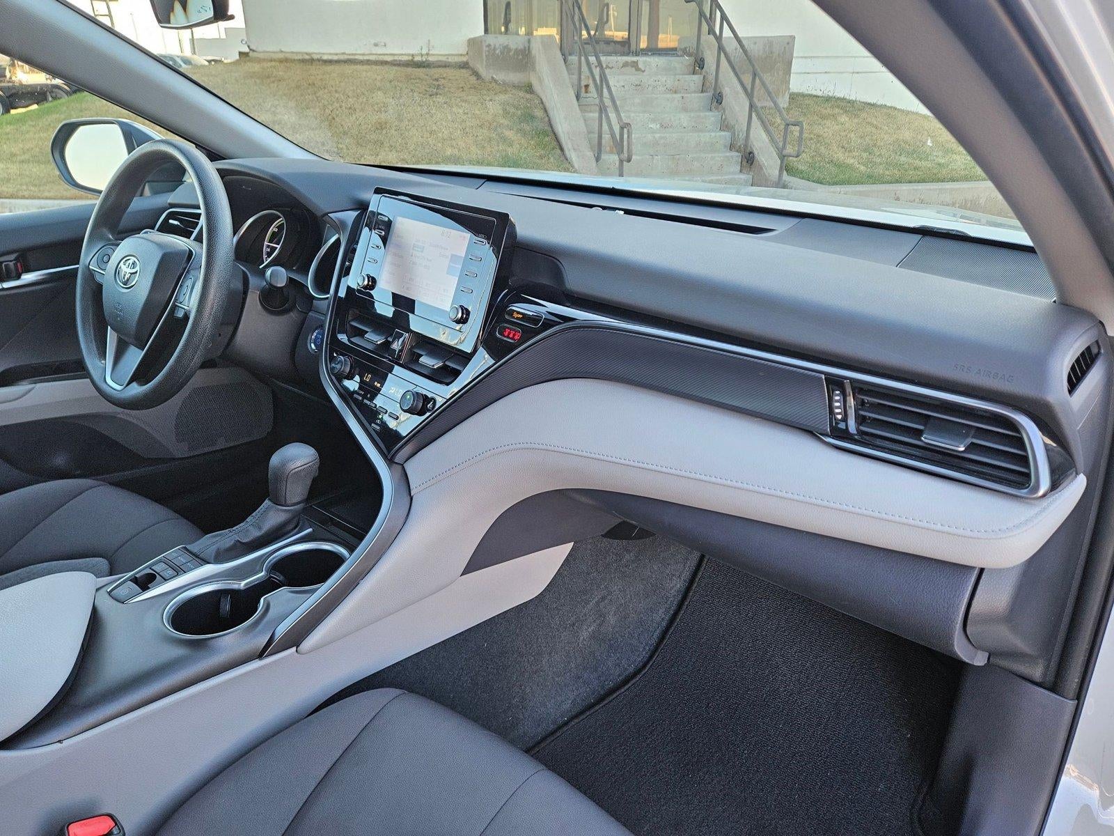 2023 Toyota Camry Hybrid LE