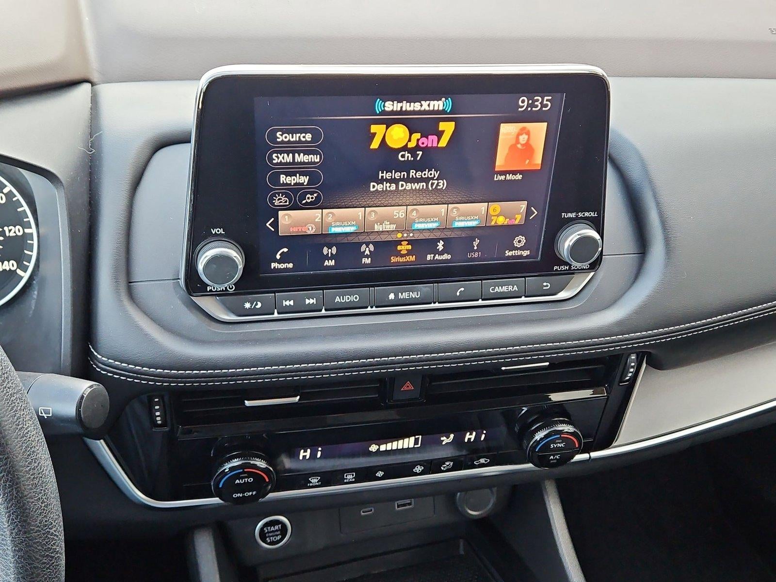 2022 Nissan Rogue SV