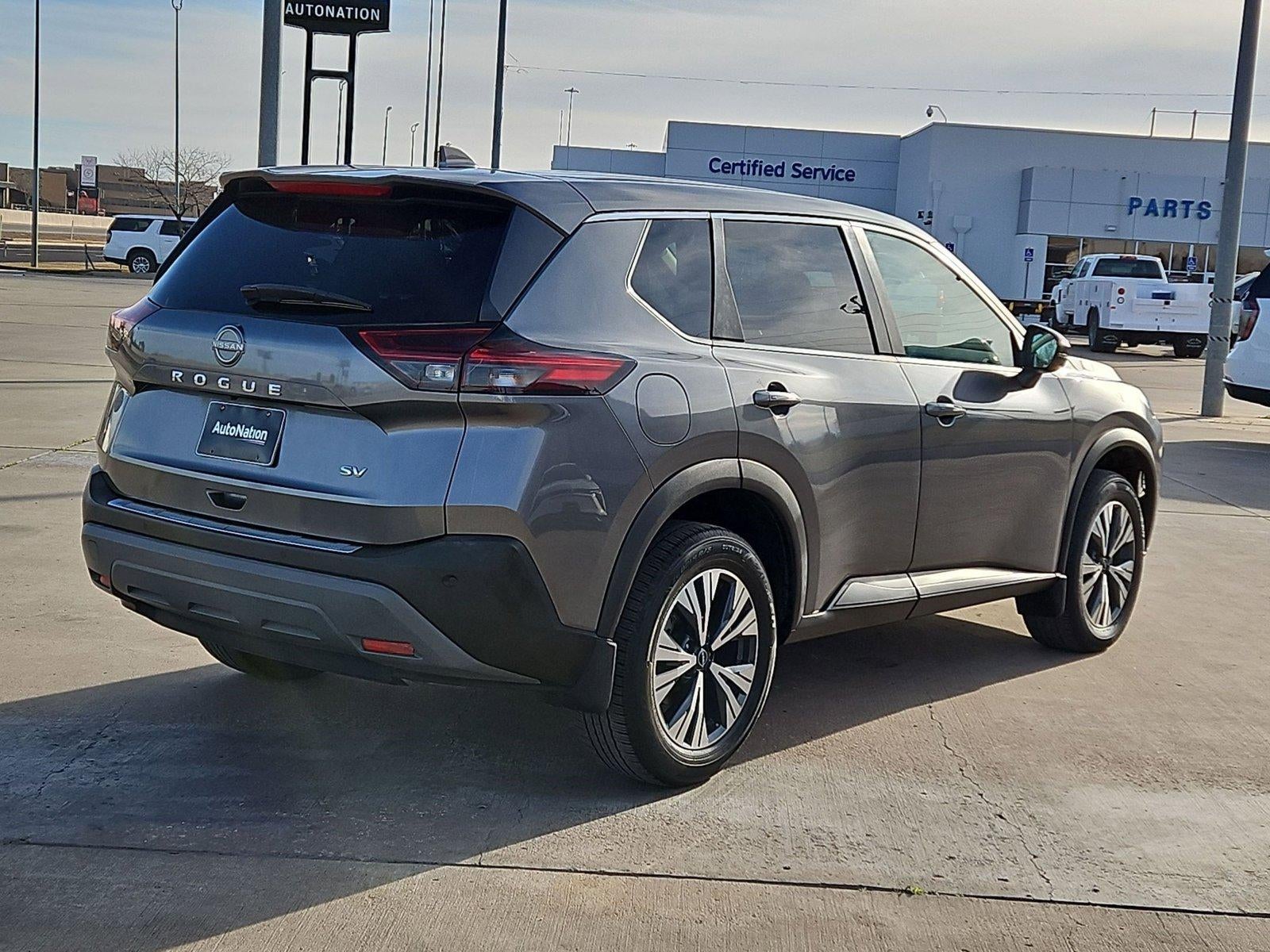 2022 Nissan Rogue SV