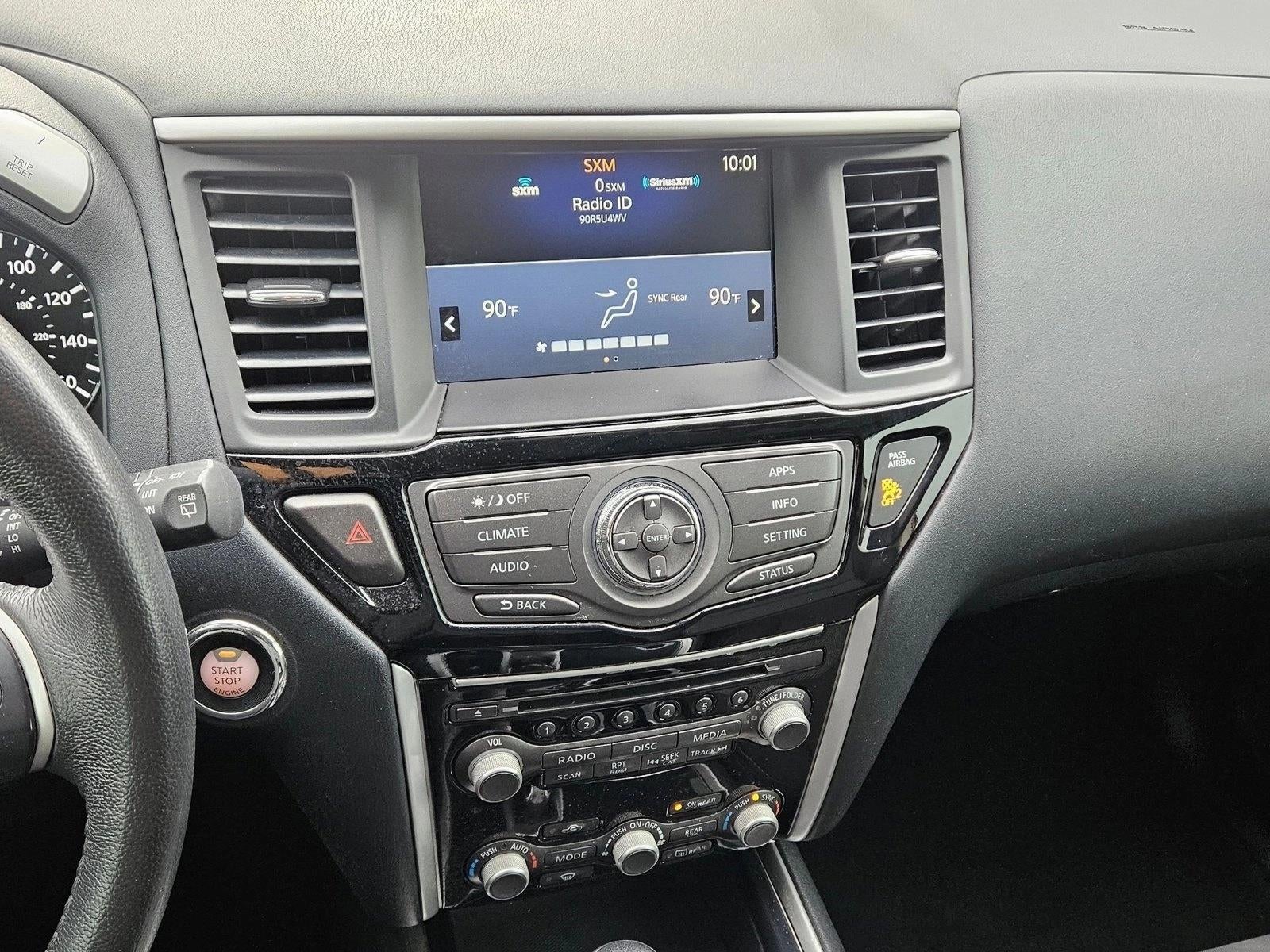 2020 Nissan Pathfinder SV