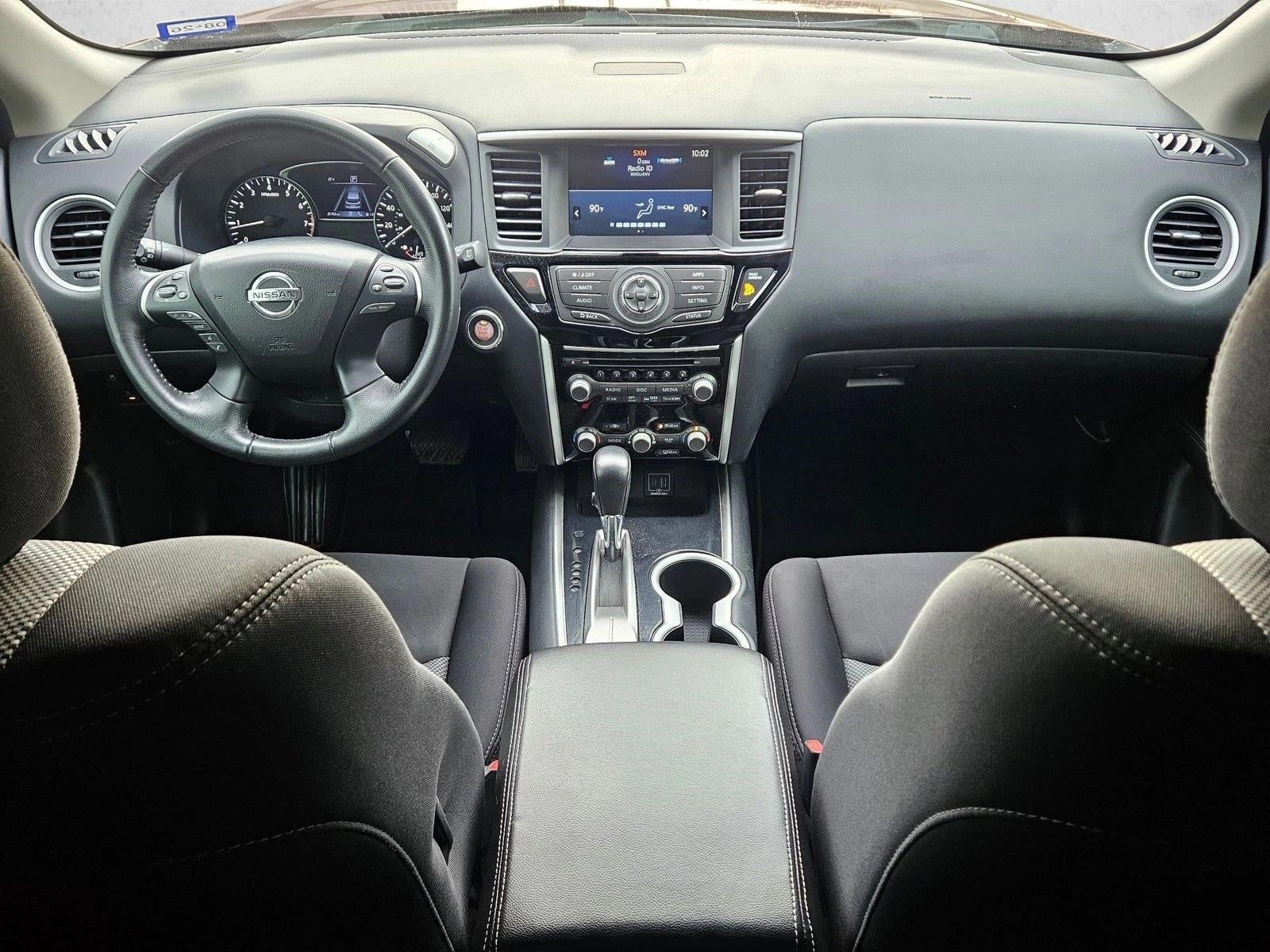 2020 Nissan Pathfinder SV