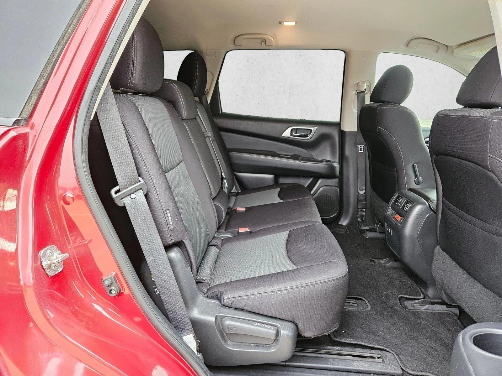 2020 Nissan Pathfinder SV