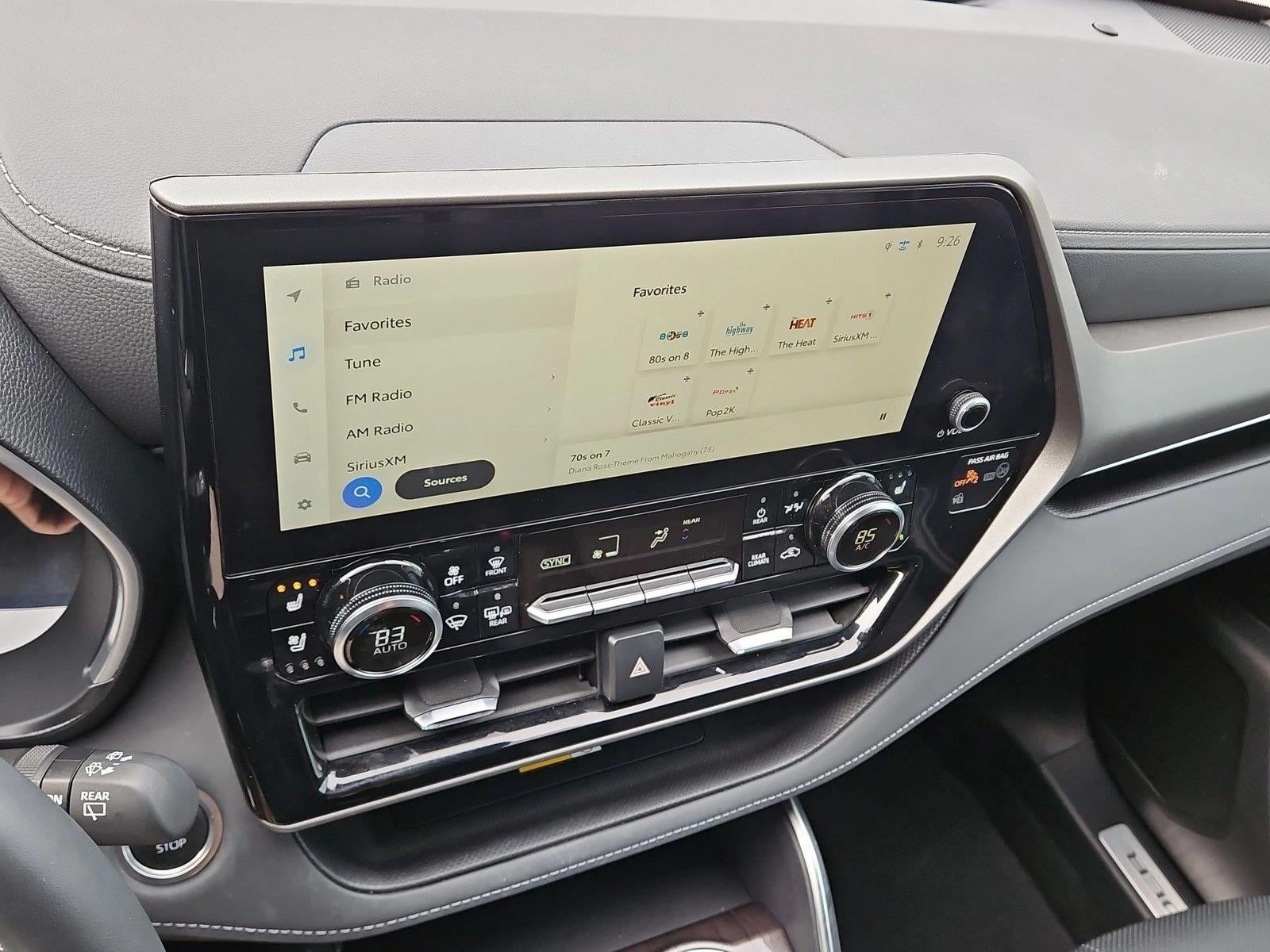 2025 Toyota Highlander LE