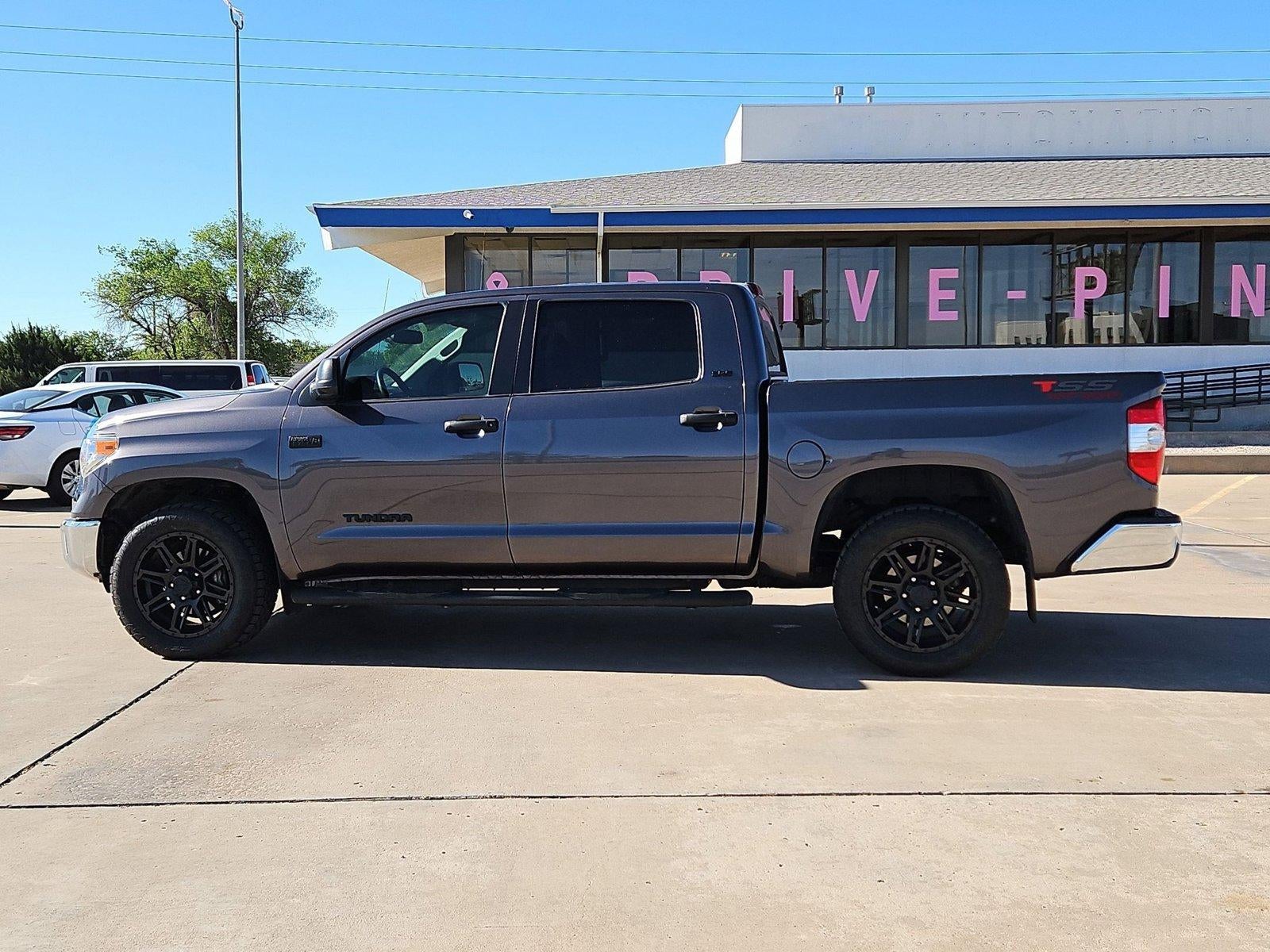 2017 Toyota Tundra 4WD SR5