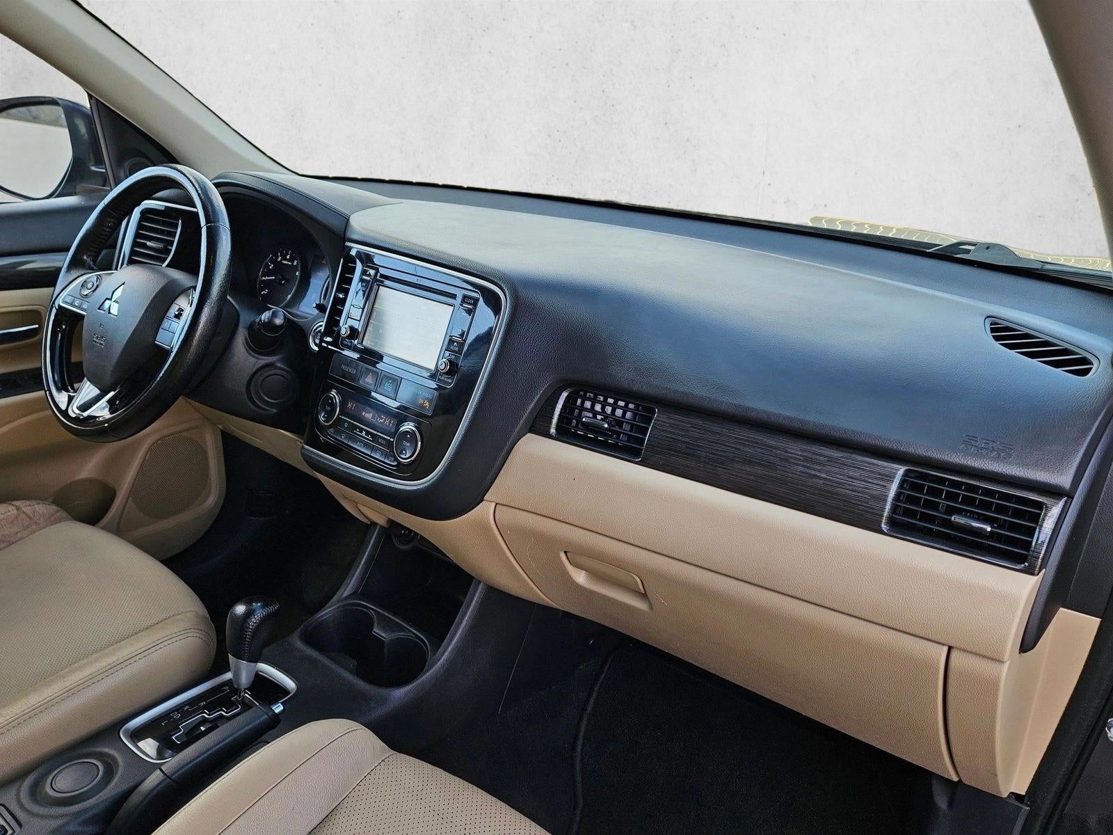 2016 Mitsubishi Outlander SE