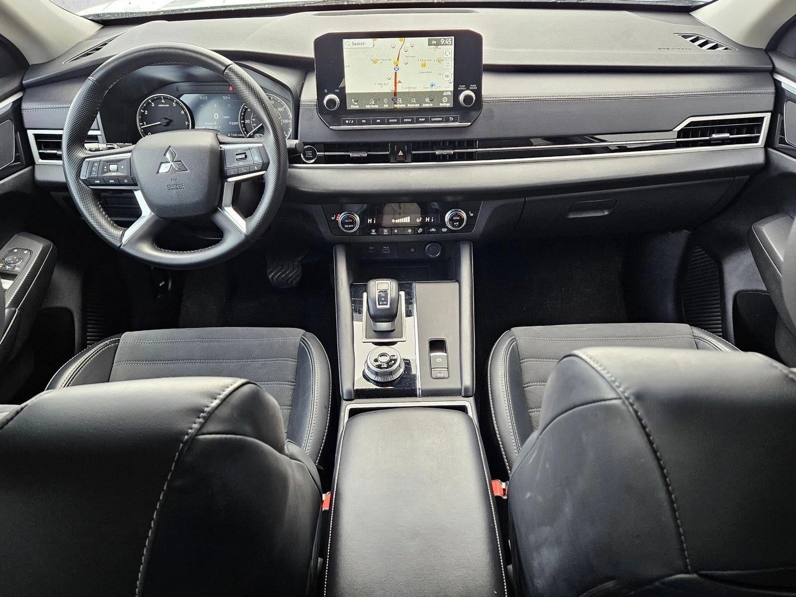 2024 Mitsubishi Outlander SE