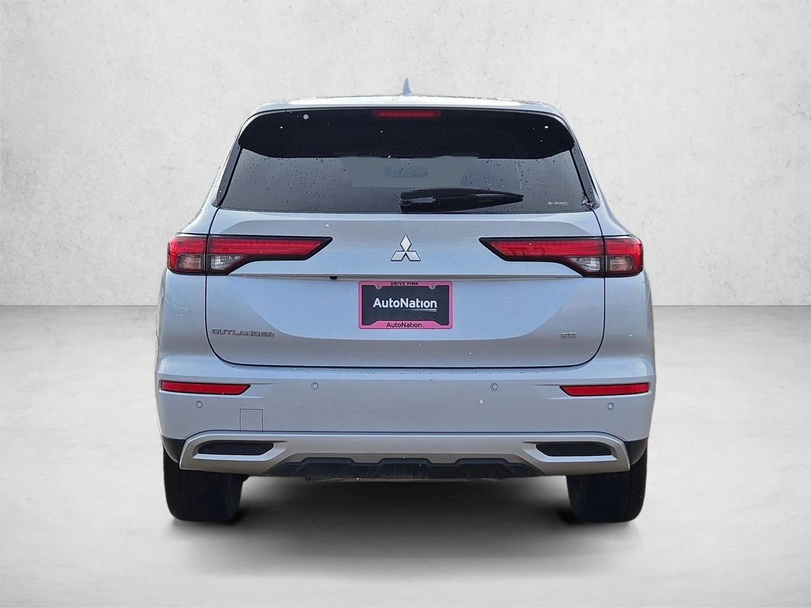 2024 Mitsubishi Outlander SE